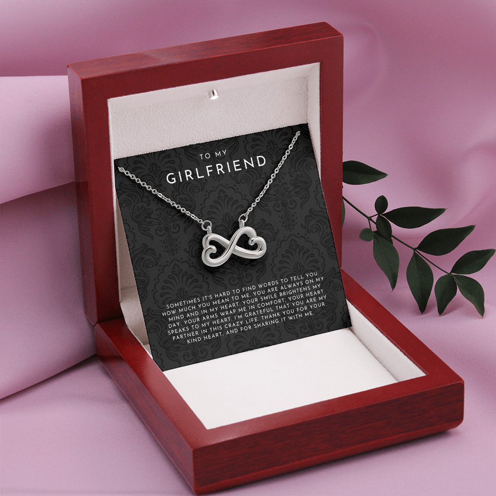 To My Girlfriend - Infinite Hearts Necklace