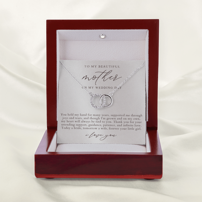 Mother Of The Bride Interlocking Circles Necklace | Elegant Pearlescence