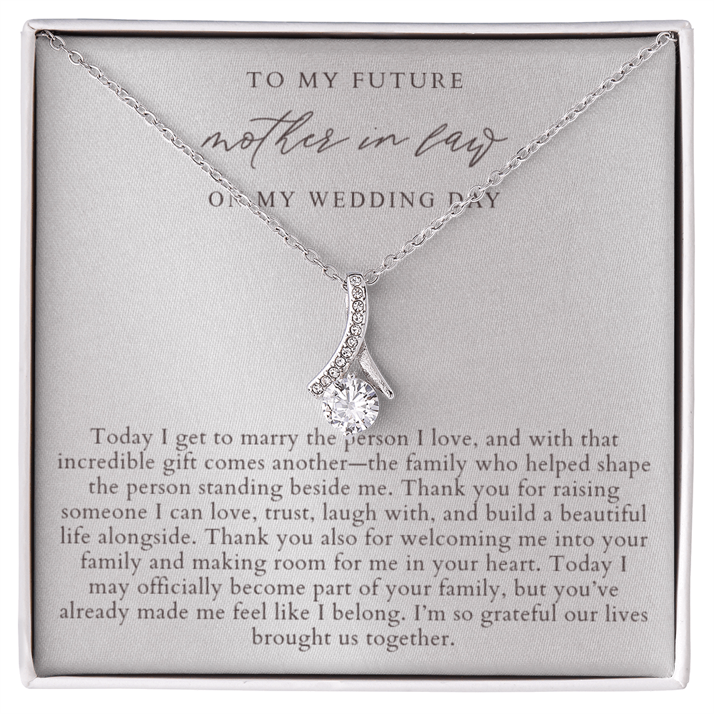 Future Mother In Law Necklace | Elegant Pearlescence