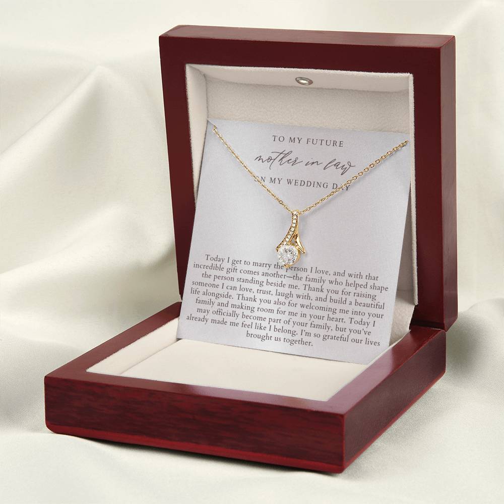 Future Mother In Law Necklace | Elegant Pearlescence