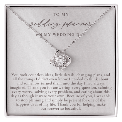 Wedding Planner Necklace | Elegant Pearlescence