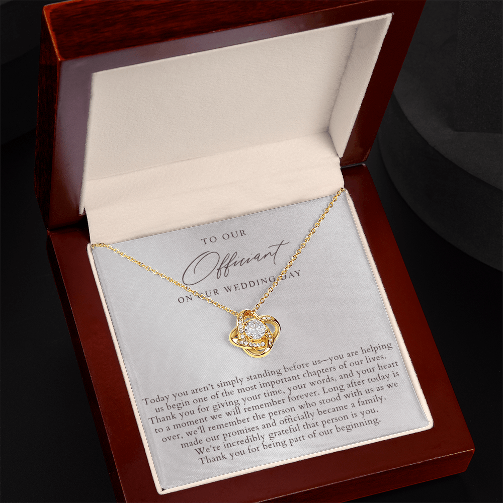 Officiant Wedding Day Necklace | Elegant Pearlescence
